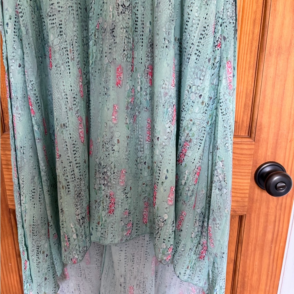 Elegant Green chiffon Floral Dress - Picture 3 of 8